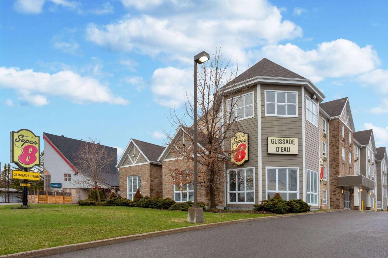 Super 8 By Wyndham Québec Exterior foto